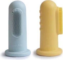 Mushie Finger Toothbrush Clay/Sand - Vingertandenborstel Baby - 2 Stuks Per Verpakking - Tandenborstel Siliconen -Verzorgingsproducten 1200x1138 1