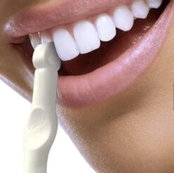 Moist-R Teeth Whitening Stick (2X) En 5 Refills - Thuis Tanden Bleken - Witte Tanden -Verzorgingsproducten 1200x1194 7