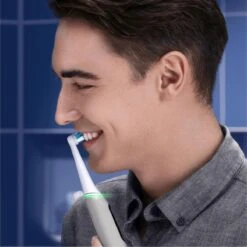 Oral B Oral-B IO - 6 - Opal Grey-Elektrische Tandenborstel Met Revolutionaire Magnetische Technologie Powered By Braun 21 Oral B Oral-B IO - 6 - Opal Grey-Elektrische Tandenborstel Met Revolutionaire Magnetische Technologie Powered By Braun -Verzorgingsproducten 1200x1200 1524