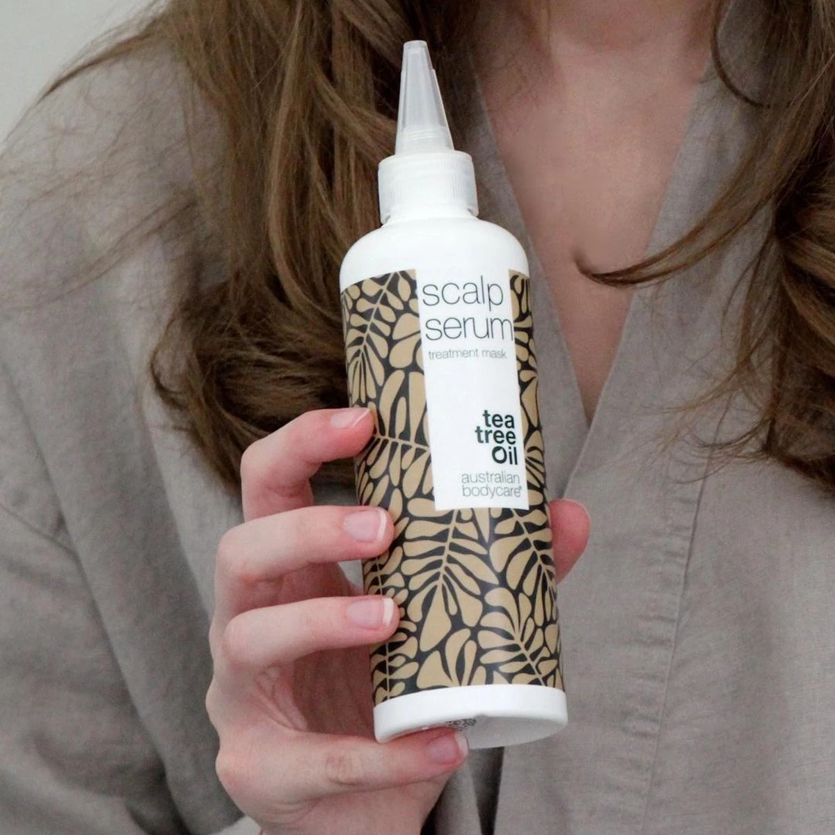 Australian Bodycare Scalp Serum 150 Ml - Hoofdhuid Bevochtiger Tegen Roos, Jeukende, Droge En Schilferende Hoofdhuid - Ook Te Gebruiken Voor Mensen Met Psoriasis Of Eczeem En Puistjes Op De Hoofdhuid - 100% Vegan 2 Australian Bodycare Scalp Serum 150 Ml - Hoofdhuid Bevochtiger Tegen Roos, Jeukende, Droge En Schilferende Hoofdhuid - Ook Te Gebruiken Voor Mensen Met Psoriasis Of Eczeem En Puistjes Op De Hoofdhuid - 100% Vegan - Afbeelding 2