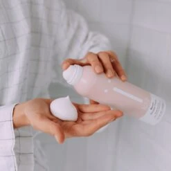 Naïf Bloom Doucheschuim - 2 X 200ml - Met Natuurlijke Ingrediënten 5 Naïf Bloom Doucheschuim - 2 X 200ml - Met Natuurlijke Ingrediënten -Verzorgingsproducten 1200x1200 358