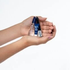 Herome 3 In 1 Manicure Nagelverzorging Set Blauw – Nagelset Voor Beschadigde Nagels - Nagelverharder, Nagellakremover En Nagelriemcreme - Set Van 3 -Verzorgingsproducten 1200x1200 584