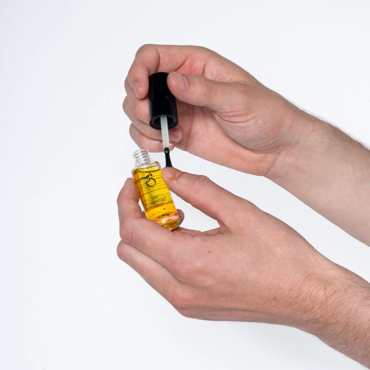 Herome Exit Damaged Nails Nagelolie – Amandelolie Met Vitamines En Mineralen Verbetert En Herstelt De Nagels - 7 Ml. 5 Herome Exit Damaged Nails Nagelolie – Amandelolie Met Vitamines En Mineralen Verbetert En Herstelt De Nagels - 7 Ml. - Afbeelding 5