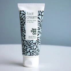 Australian Bodycare Foot Cream 100 Ml - Verzorgende Voetcrème Met 100% Natuurlijke Tea Tree Olie - Geschikt Voor Droge Voeten Om Scheuren In Je Huid Te Voorkomen 13 Australian Bodycare Foot Cream 100 Ml - Verzorgende Voetcrème Met 100% Natuurlijke Tea Tree Olie - Geschikt Voor Droge Voeten Om Scheuren In Je Huid Te Voorkomen -Verzorgingsproducten 1200x1200 776