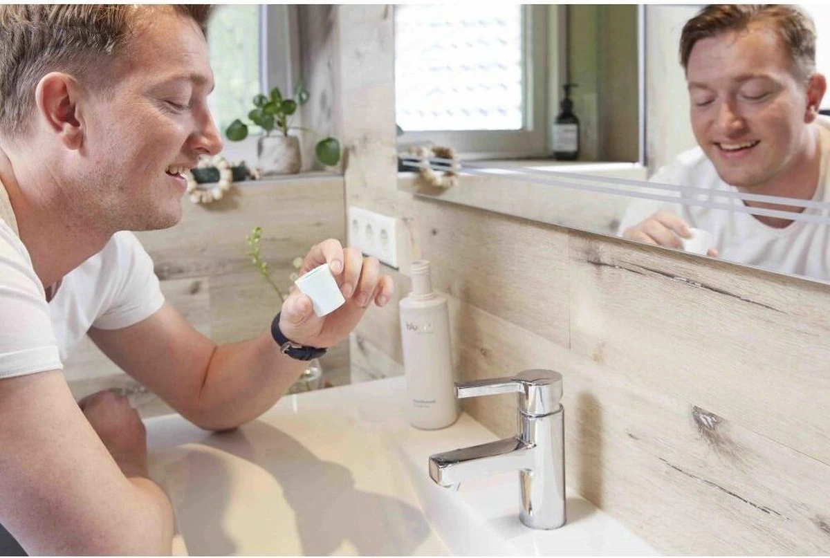 2x Bluem Mondwater Fluoride Vrij 500 Ml 3 2x Bluem Mondwater Fluoride Vrij 500 Ml - Afbeelding 3