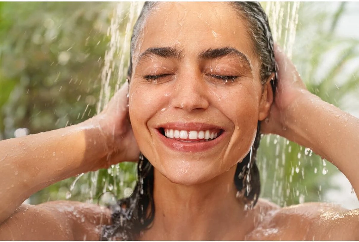 Weleda Berken Pearl Scrub Douchecrème 2 Weleda Berken Pearl Scrub Douchecrème - Afbeelding 2