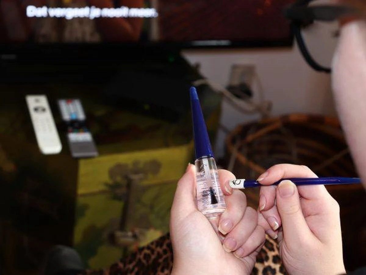 Herome Bokkenpoot Nagelriemduwer - Cuticle Pusher - Handige Tool Voor Manicurebehandeling - Hygienisch In Gebruik 5 Herome Bokkenpoot Nagelriemduwer - Cuticle Pusher - Handige Tool Voor Manicurebehandeling - Hygienisch In Gebruik - Afbeelding 5