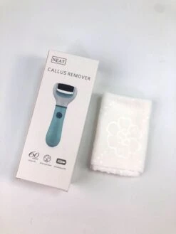 Vastu Eeltverwijderaar - Elektrische Oplaadbare Voetvijl Inclusief Opvangdoekje & Opbergzakje - Callus Remover - Inclusief Extra Opzetvijlen 21 Vastu Eeltverwijderaar - Elektrische Oplaadbare Voetvijl Inclusief Opvangdoekje & Opbergzakje - Callus Remover - Inclusief Extra Opzetvijlen -Verzorgingsproducten 901x1200 2