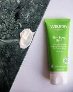 Weleda Skin Food Light 75ml -Verzorgingsproducten 960x1200 1